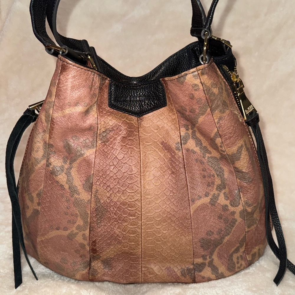 Aimee Kestenberg Leather Shoulder Bag Black Brown Snakeskin Tote Gold Hardware - Picture 4 of 16